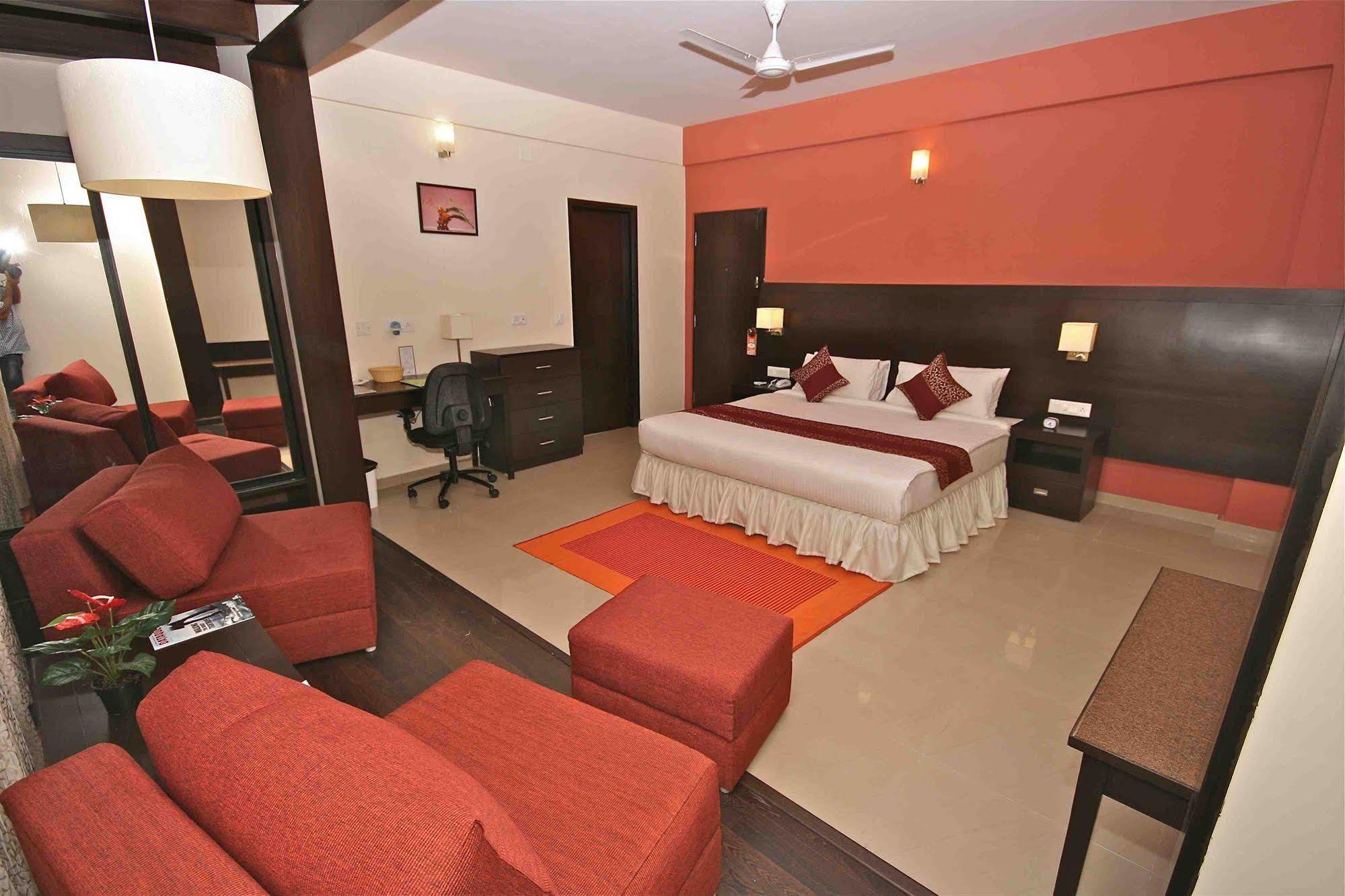Treebo Trend Sterling Suites Inn Bangalore Eksteriør billede